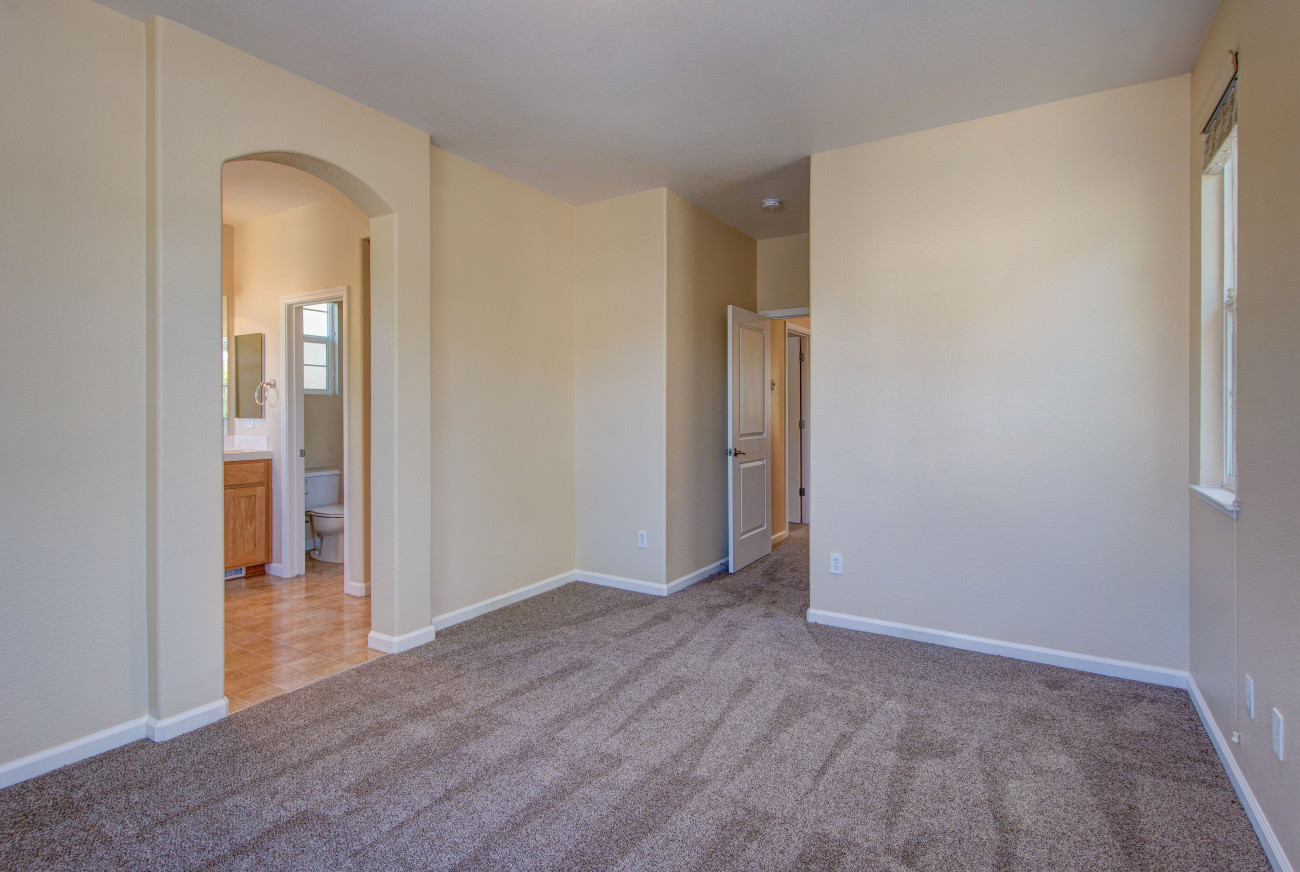 1610 Chamberlain-17.jpg